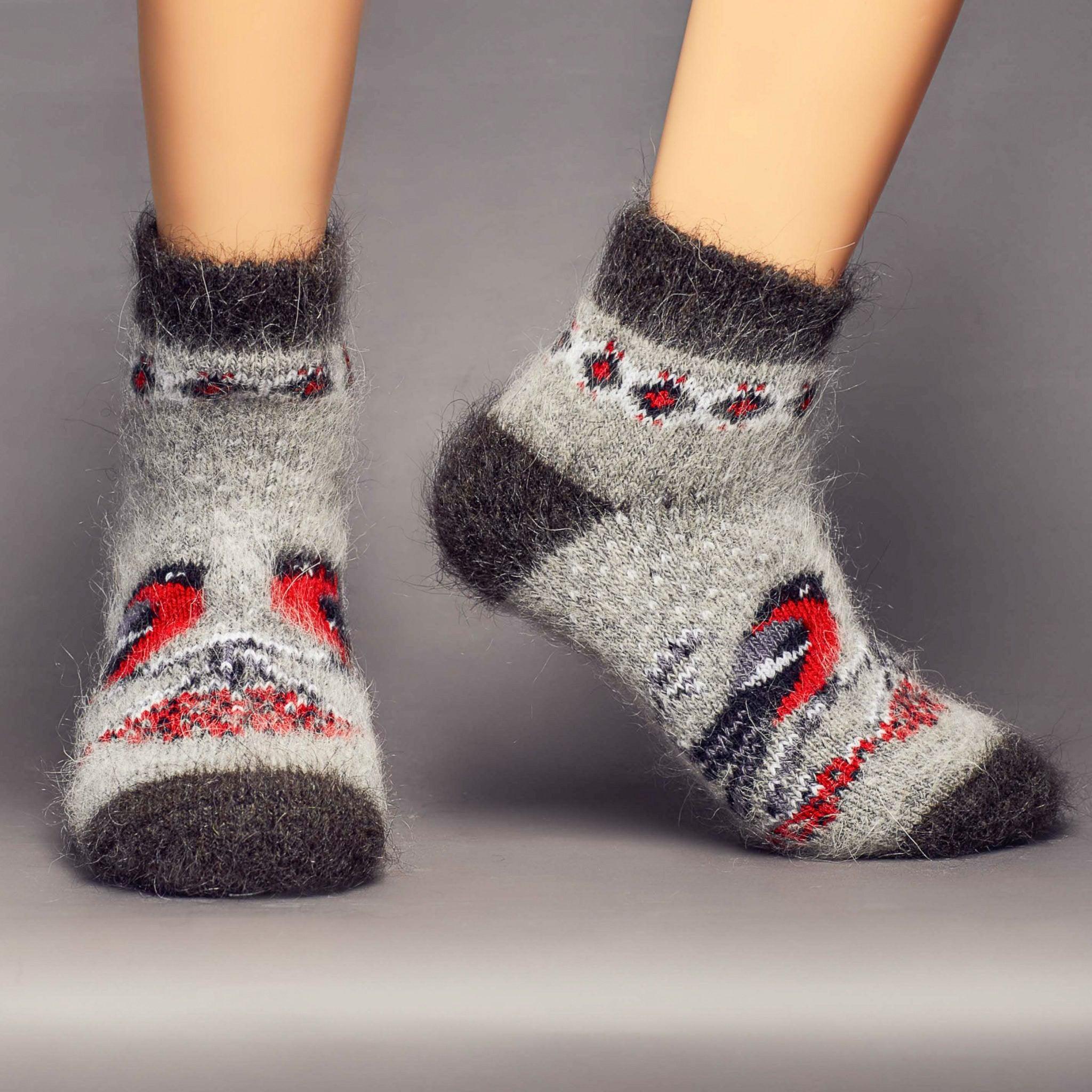 Birds and Berries, Goat Wool, Women's Quarter Crew - Siberia Spirit - The Sock Monster
